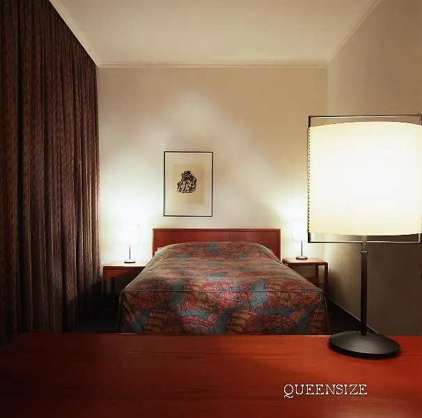 Hecker S Hotel Kurfuerstendamm Berlino